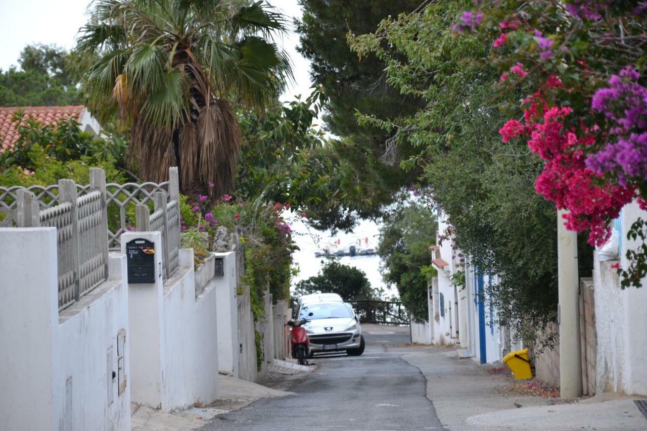 Confortevole Appartamento A Pochi Passi Dal Mare Cala Gonone Exteriör bild